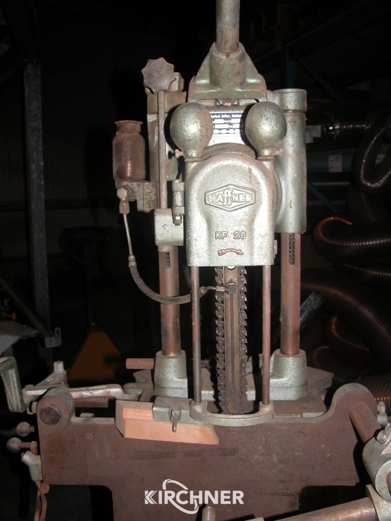 Chain cutter