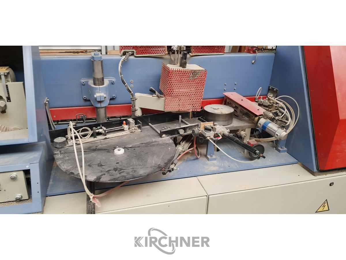 Kantenanleimmaschine