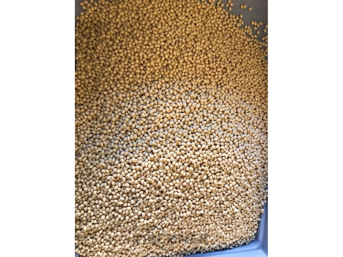 Hot melt adhesive for edge banding machines