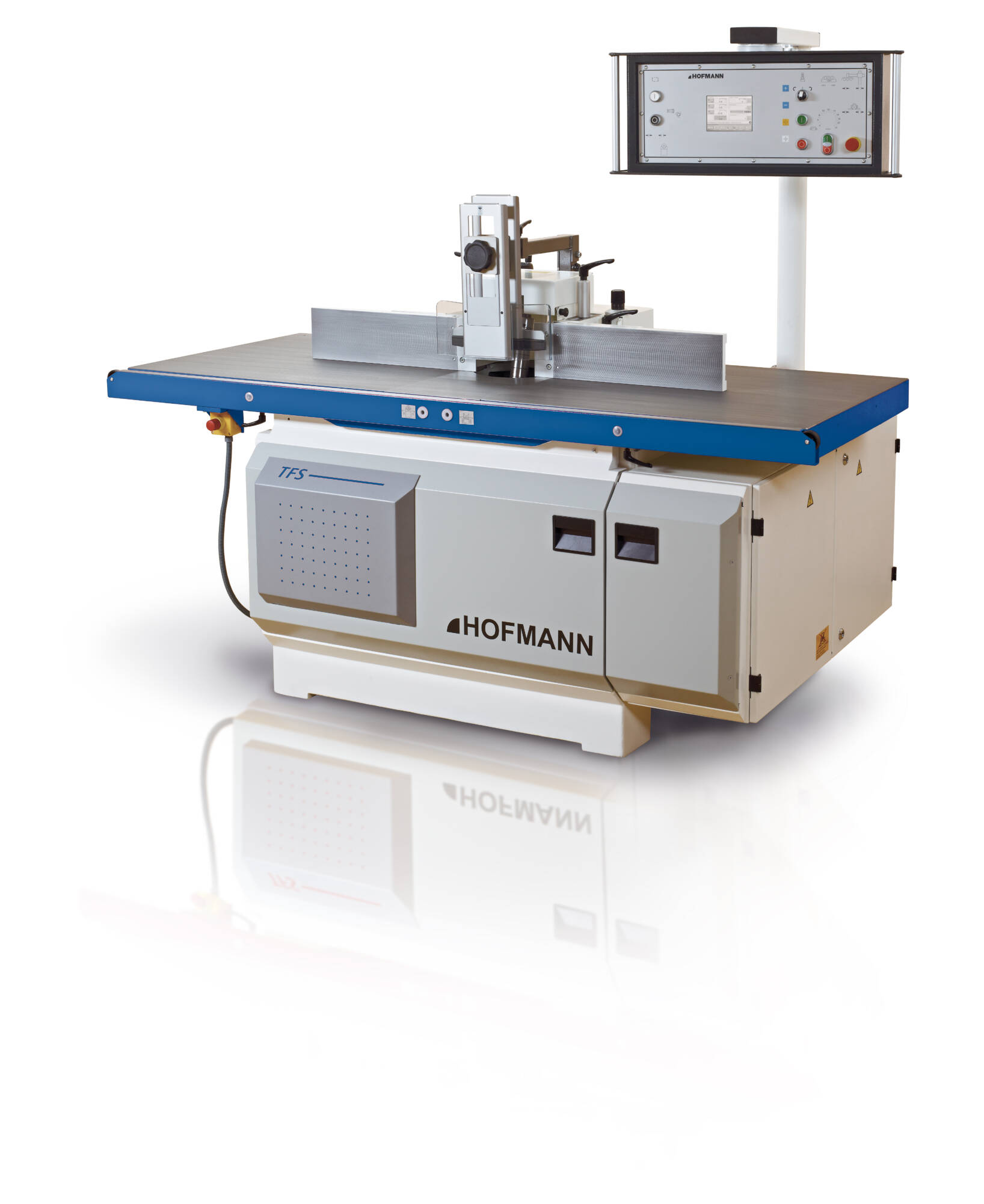 Swivelling spindle moulder