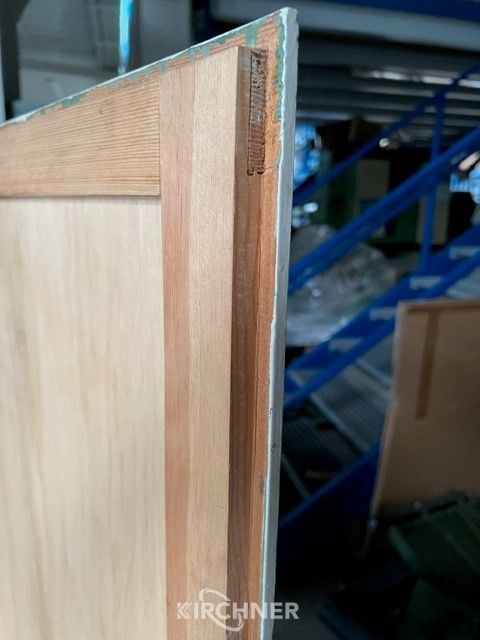 Tool cabinet