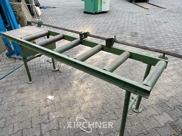 Roller conveyor