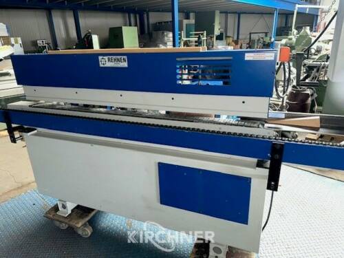 Profile sanding machine