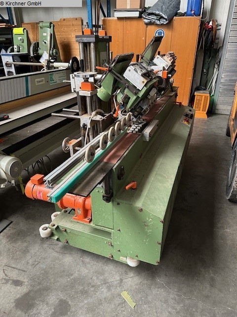 Profile sanding machine