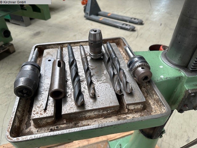 Column drilling machine