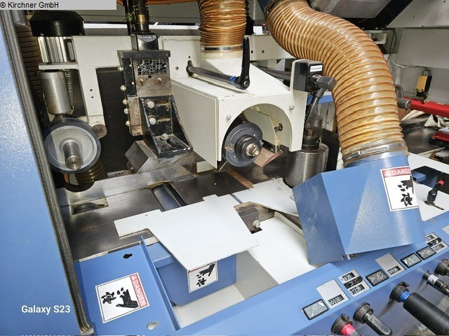 Planing and moulding machine