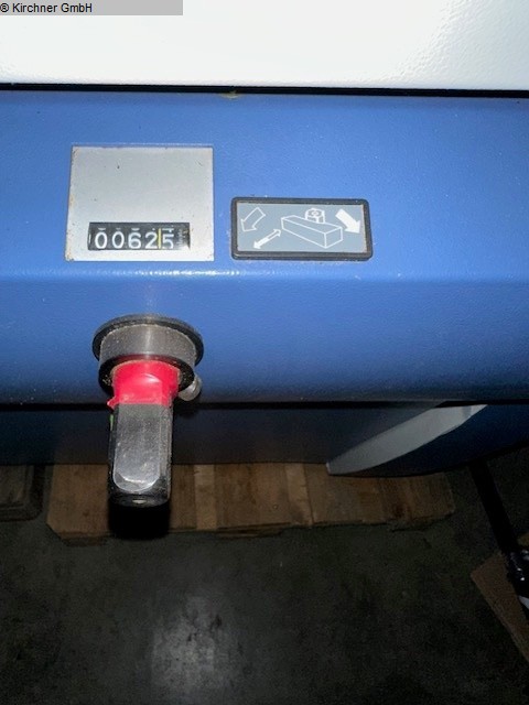 Planing and moulding machine