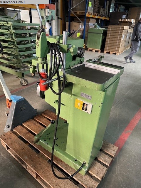 Langloch- und Dübelbohrmaschine