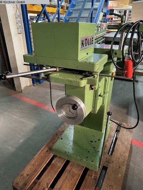 Langloch- und Dübelbohrmaschine