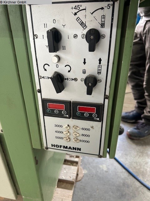 HOFMANN TFS 1200 Swivelling spindle milling machine