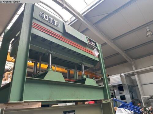 Furnierpresse
