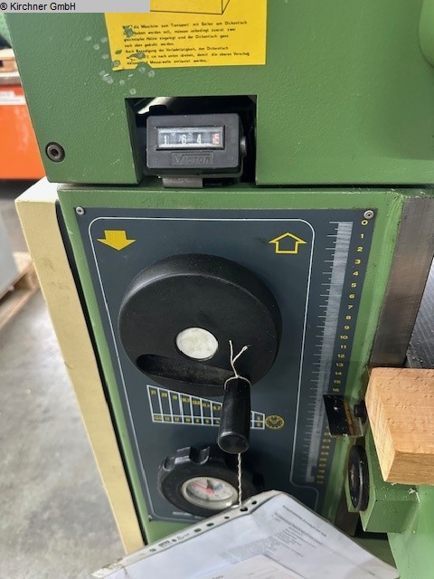 Dickenhobelmaschine