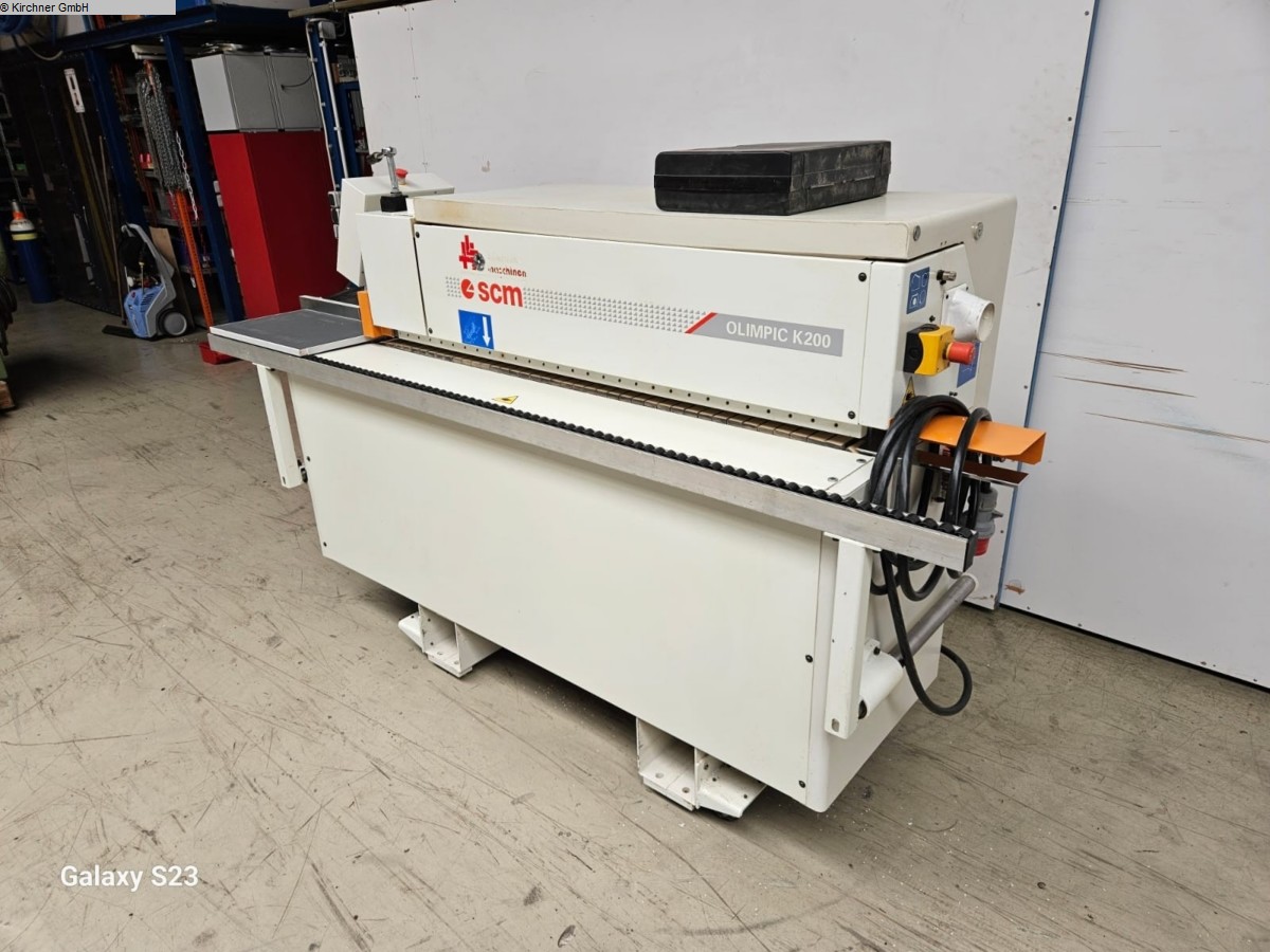 Kantenanleimmaschine