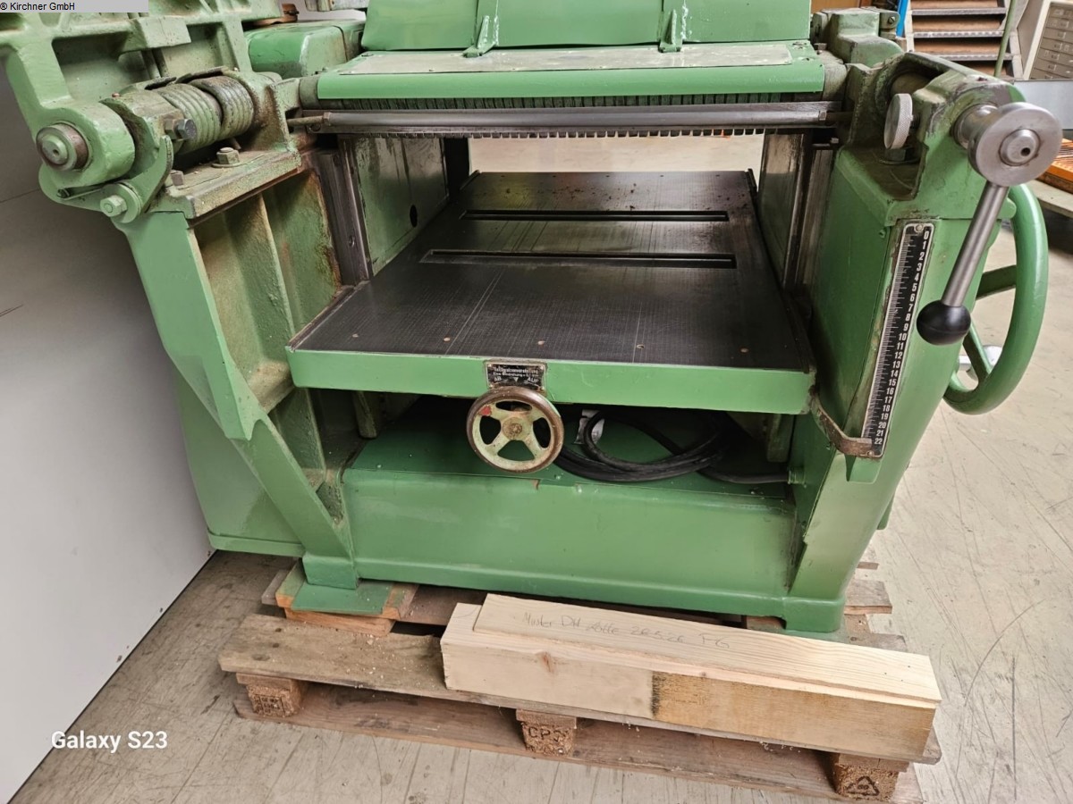 kom. Abricht- Dickenhobelmaschine