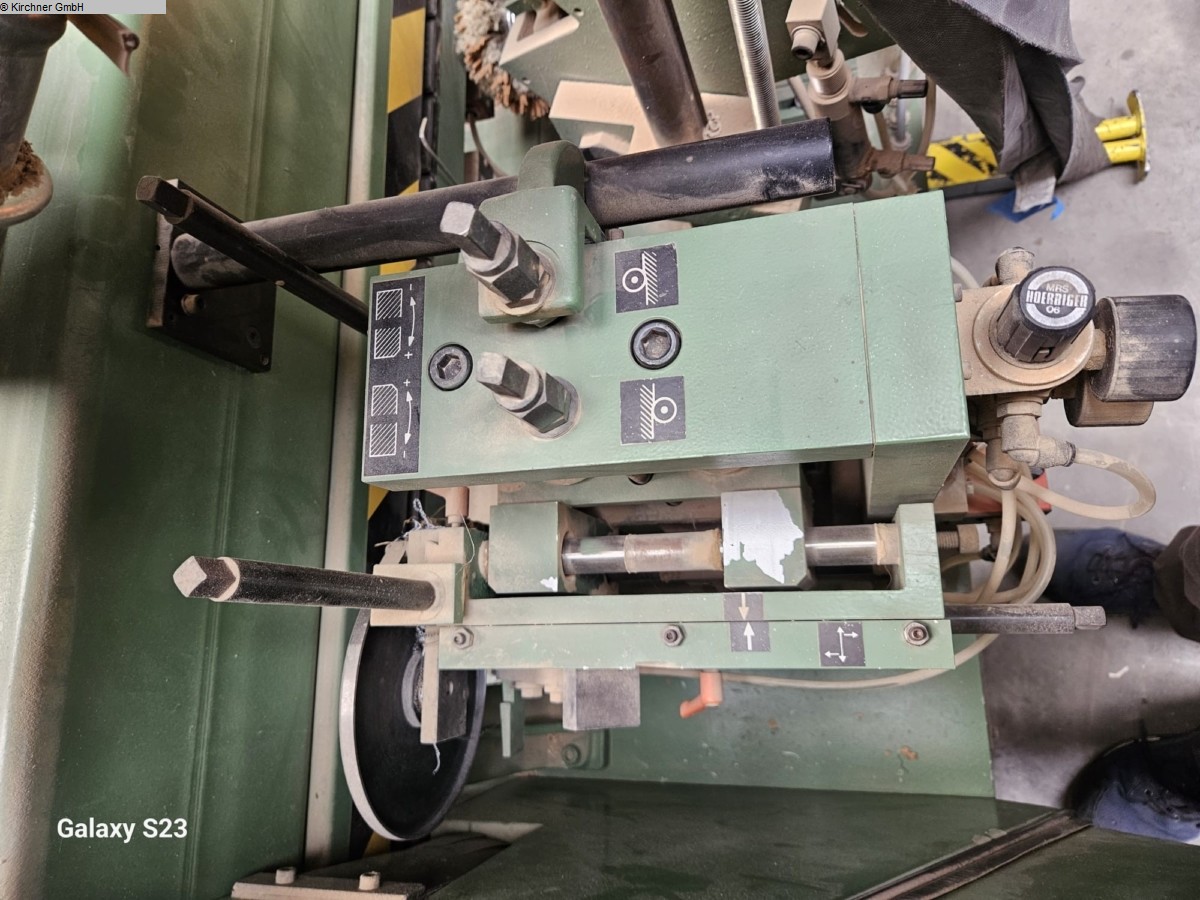 Kantenanleimmaschine