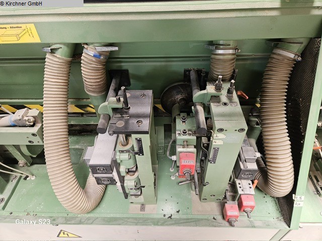 Kantenanleimmaschine